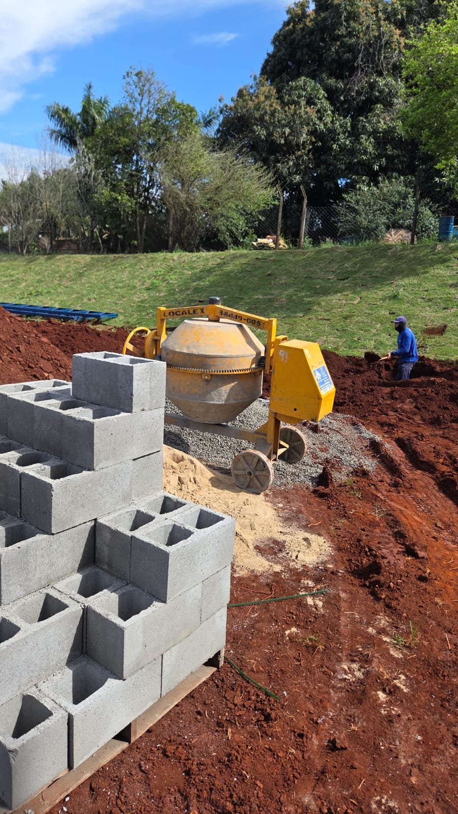 Betoneira profissional em obra